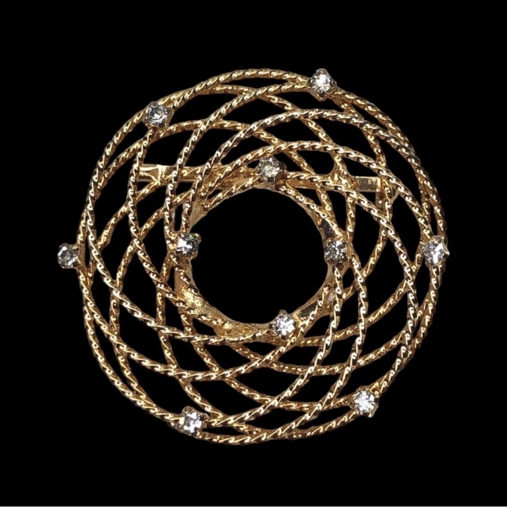 Vintage Circle Pin Overlapping Rope Rhinestone